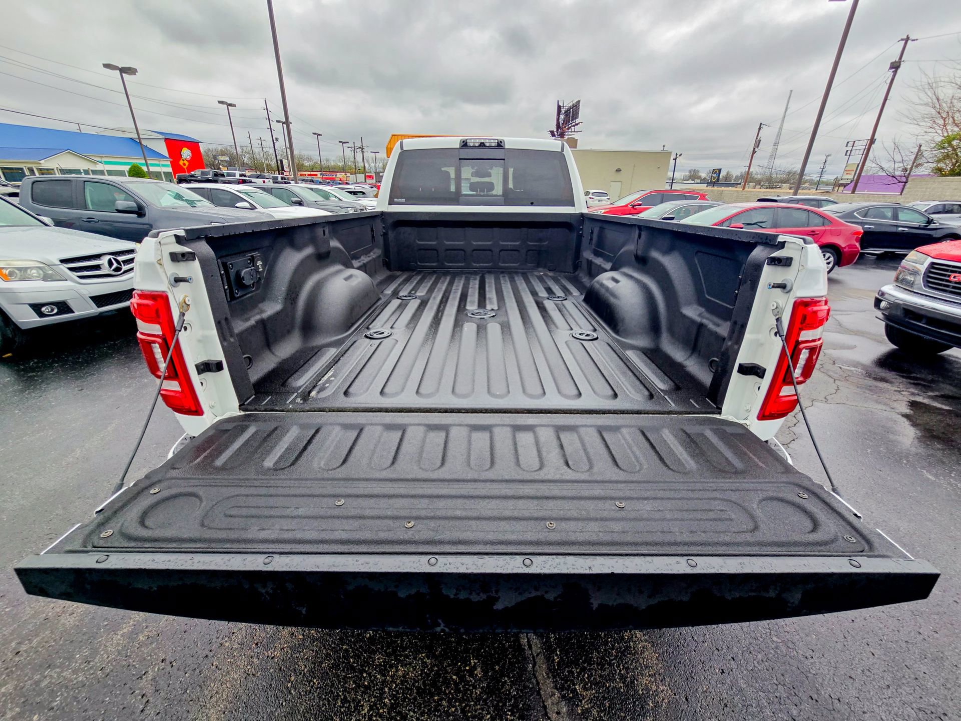 Used 2021 RAM 3500 Laramie image 35