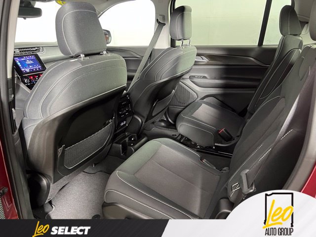 Used 2023 Jeep Grand Cherokee L Laredo w/ Luxury Tech Group I AWD/4WD image 19