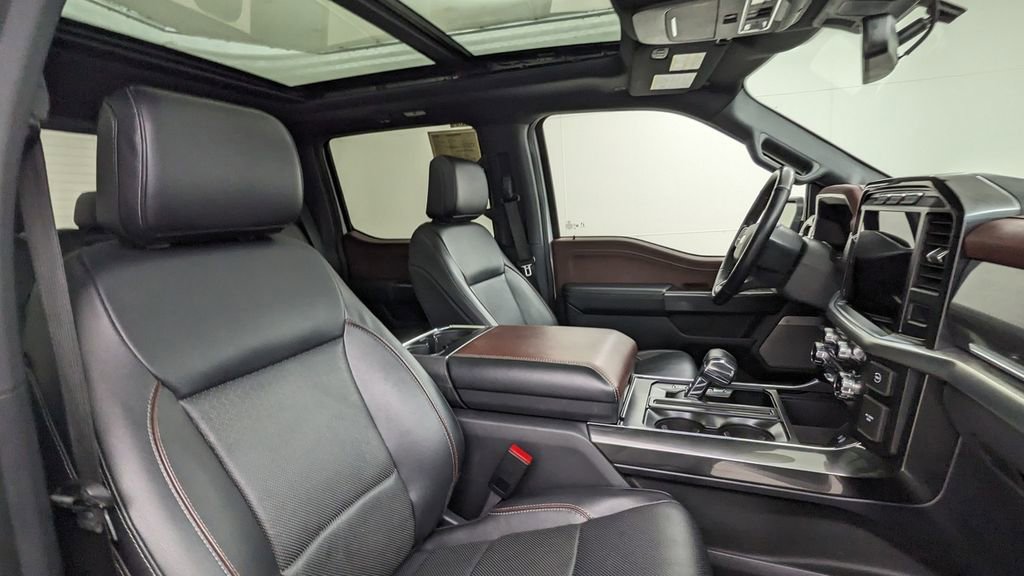 Certified 2022 Ford F150 Lariat w/ Equipment Group 502A High image 40