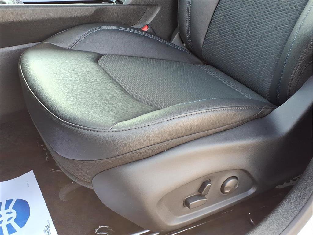 New 2026 Jeep Compass Latitude image 12