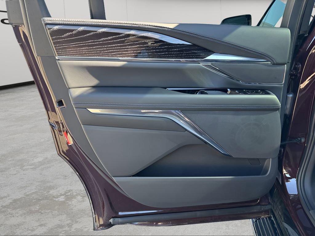 New 2025 Cadillac Escalade IQ Sport 1 image 30