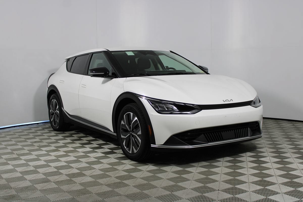Used 2024 Kia EV6 Light RWD image 23
