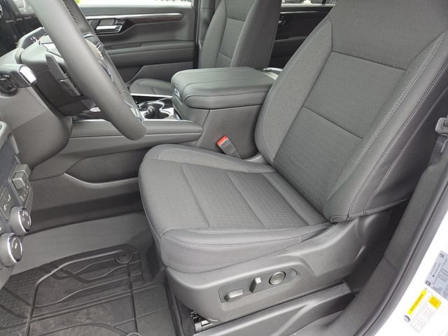 New 2026 Chevrolet Suburban LS w/ LS Custom Edition AWD/4WD image 32