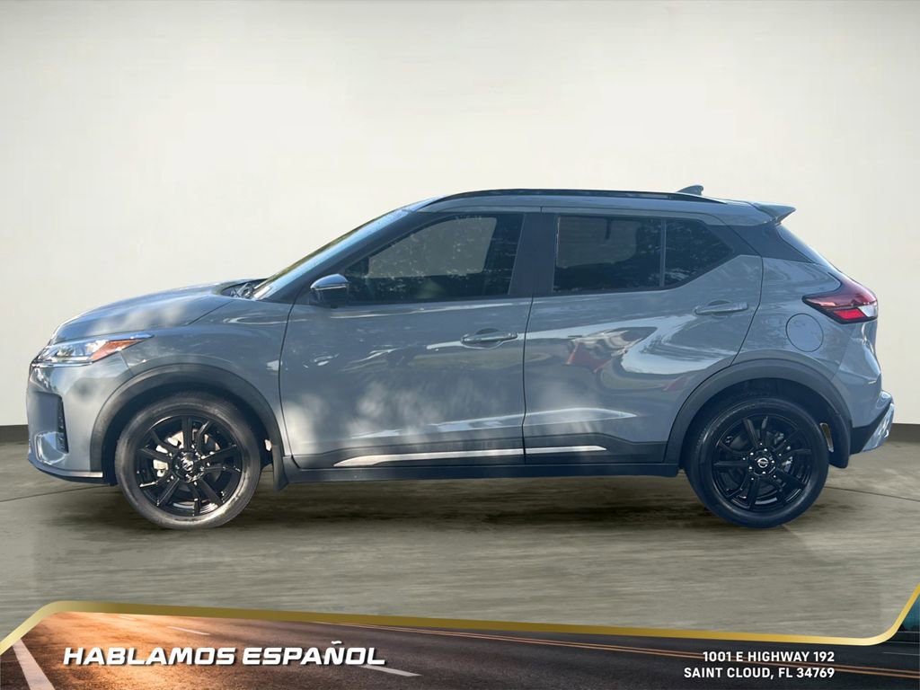 Used 2021 Nissan Kicks SR w/ SR Premium Package image 3