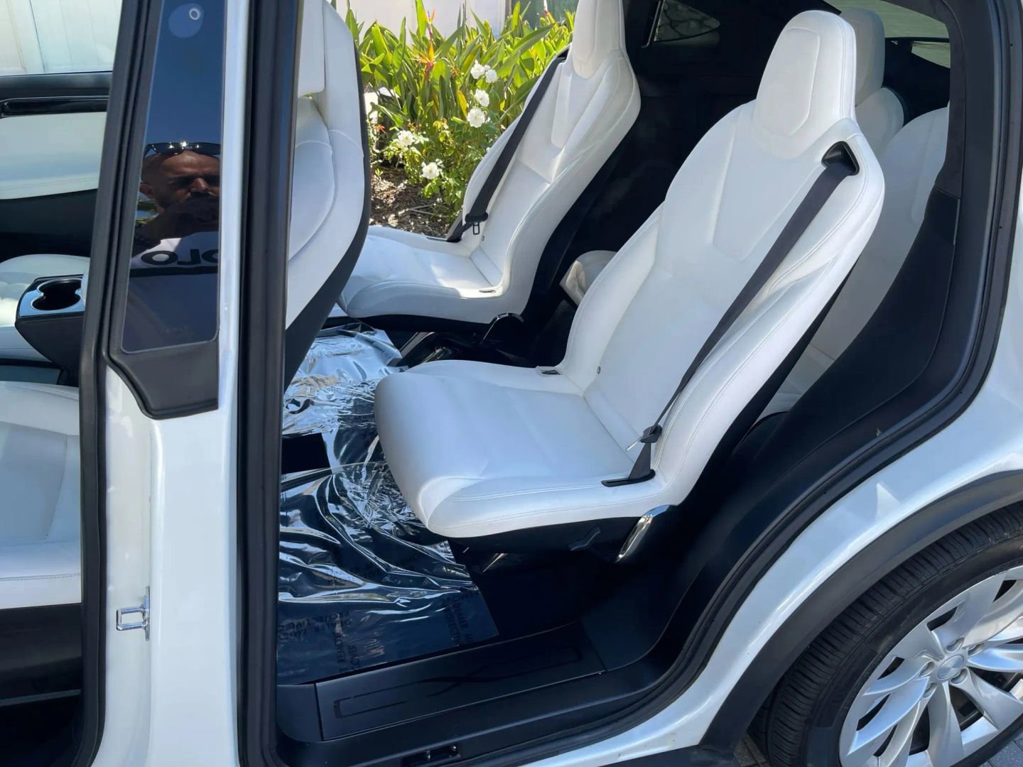 Used 2018 Tesla Model X 75D image 19