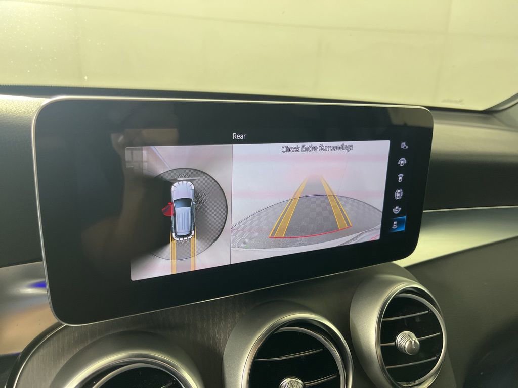 Used 2022 Mercedes-Benz GLC 300 4MATIC w/ Multimedia Package Lite image 30