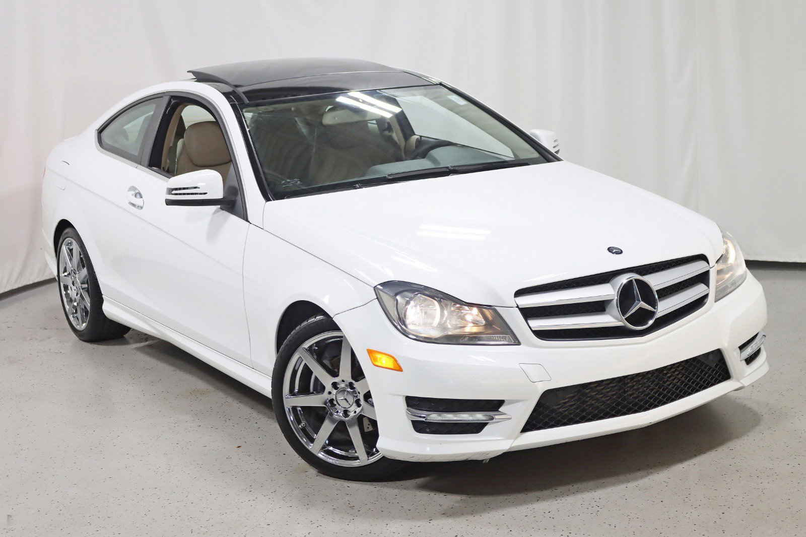 Used 2013 Mercedes-Benz C 250 Coupe image 6
