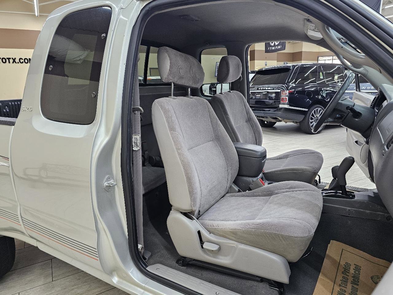 Used 2004 Toyota Tacoma 4x4 Xtracab V6 image 18