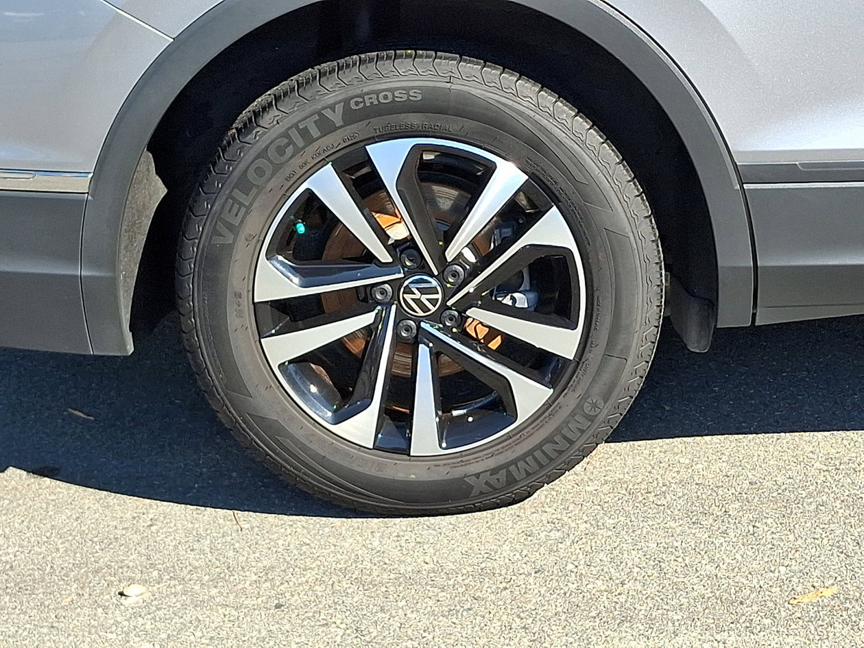 Certified 2024 Volkswagen Tiguan S FWD image 8