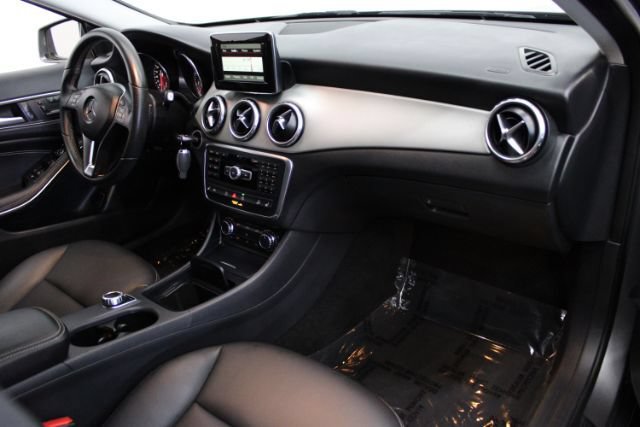 Used 2015 Mercedes-Benz GLA 250 4MATIC image 23