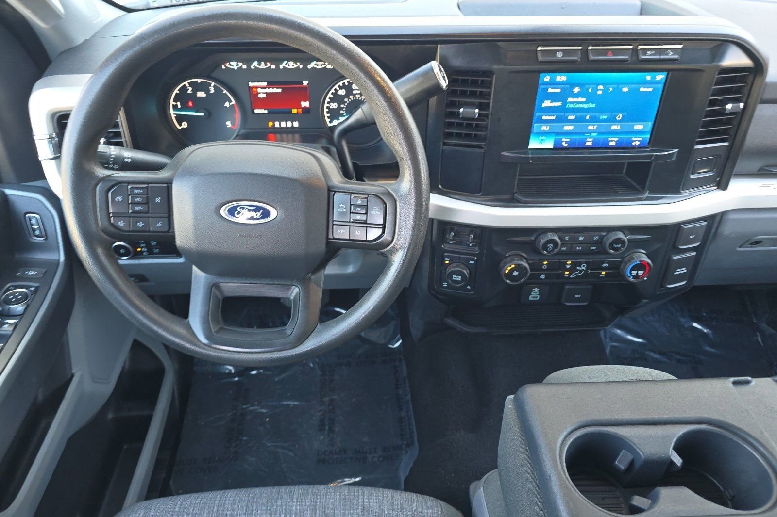 Used 2023 Ford F350 XLT w/ FX4 Off-Road Package AWD/4WD image 15