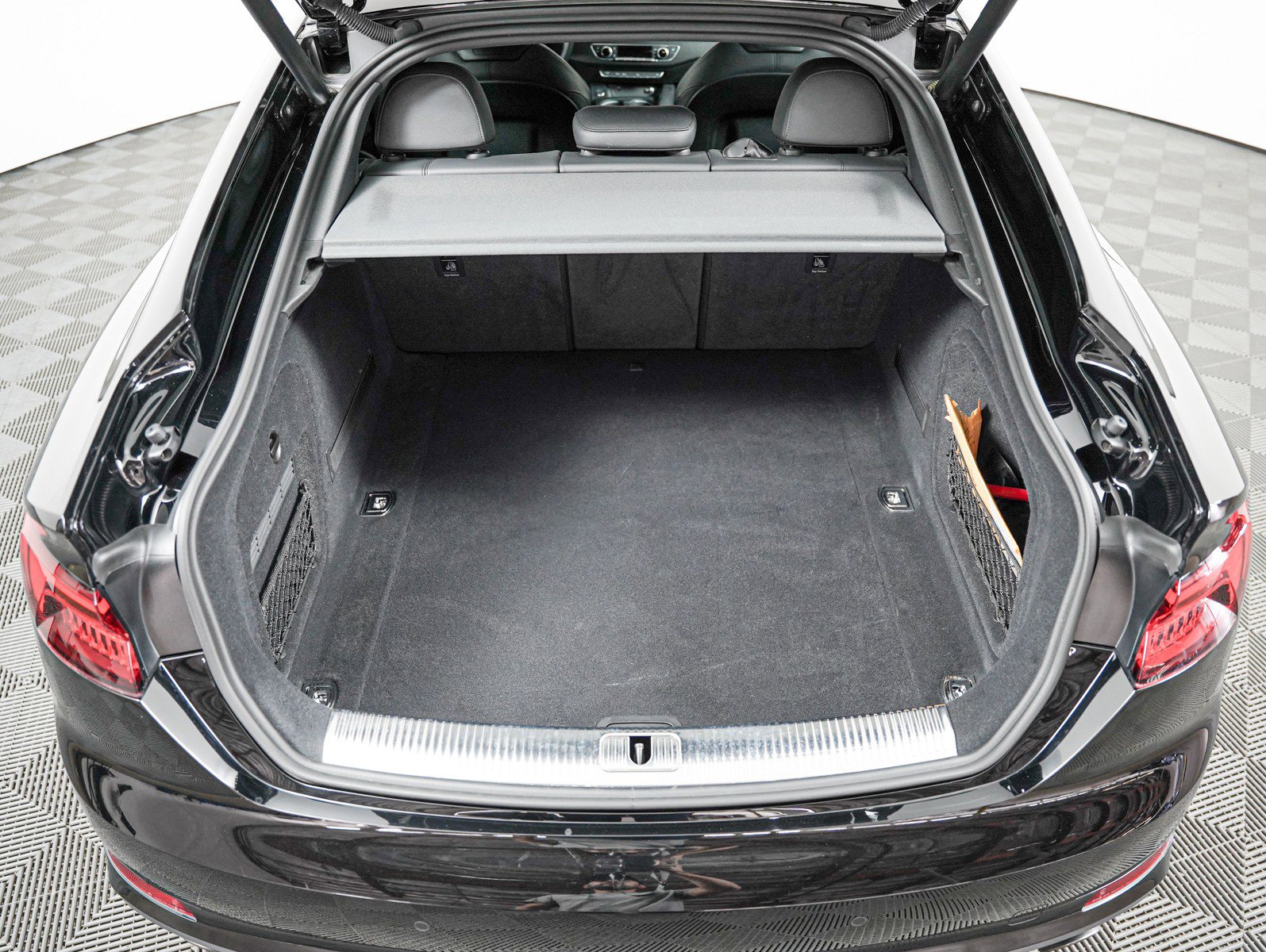 Used 2018 Audi A5 2.0T Premium Plus AWD/4WD image 8