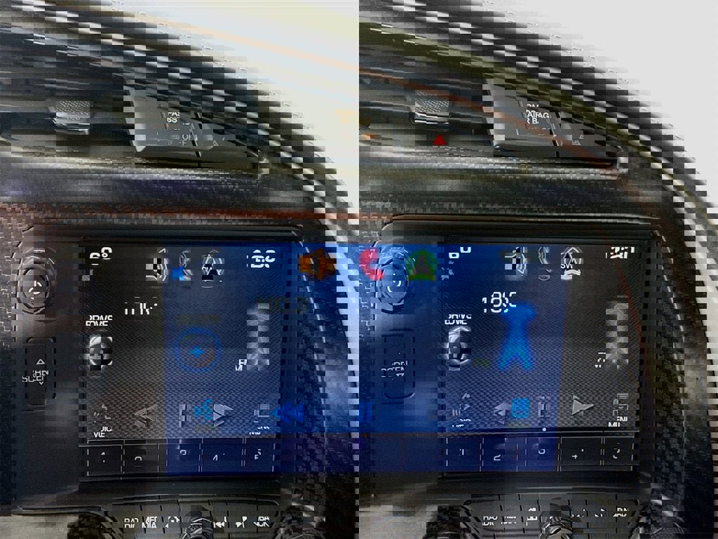 Used 2014 Chevrolet Corvette Stingray Convertible w/ 3LT Preferred Equipment Group image 9