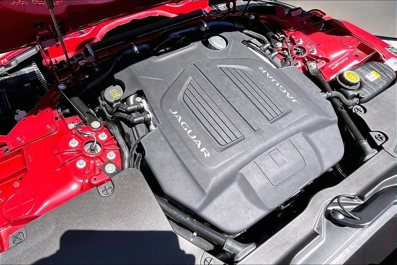 Used 2021 Jaguar F-TYPE R AWD/4WD image 10