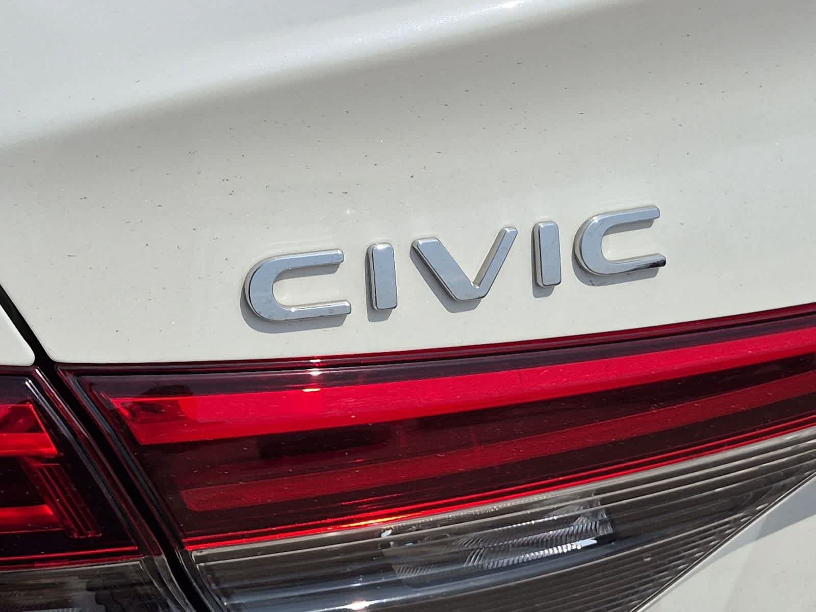 Used 2024 Honda Civic Touring image 32