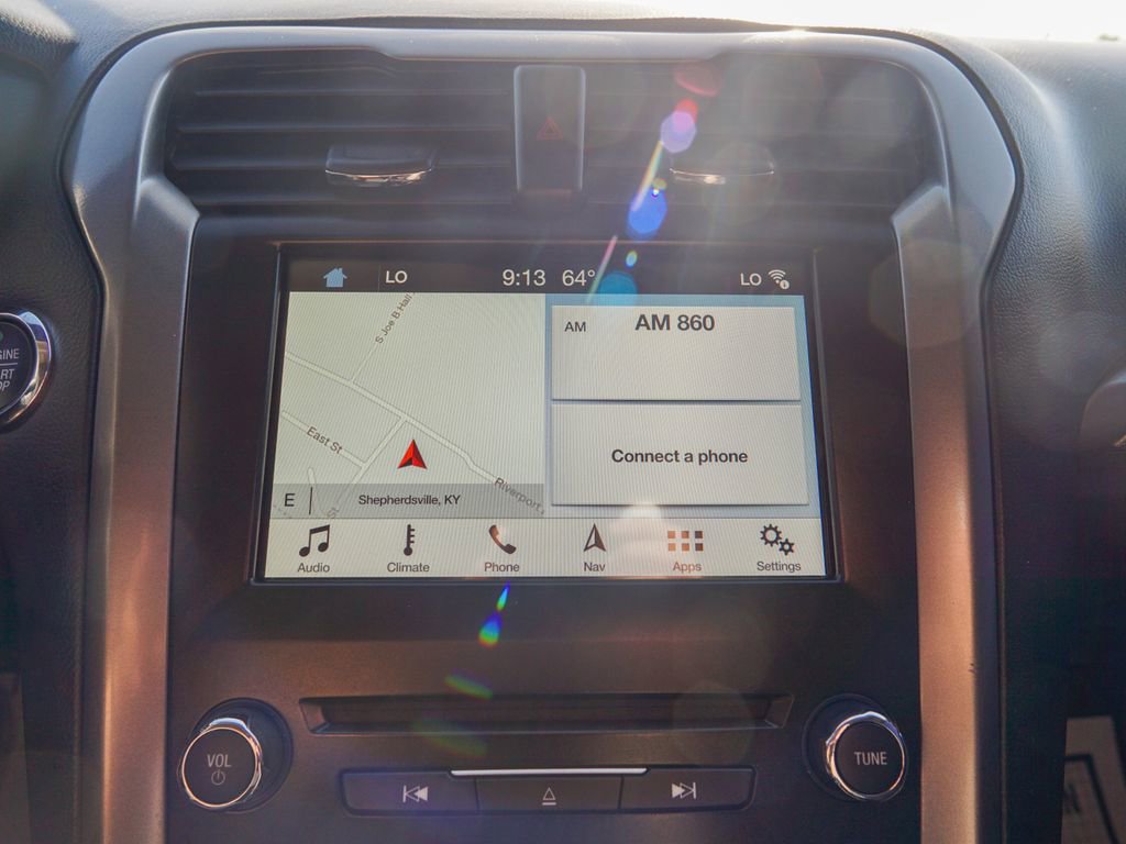 Used 2018 Ford Fusion SE w/ Fusion SE Technology Package FWD image 21