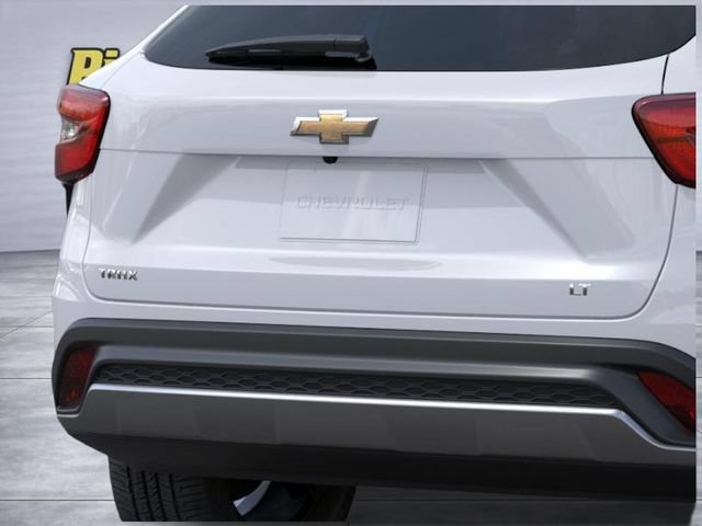 New 2026 Chevrolet Trax LT w/ LT Convenience Package FWD image 14