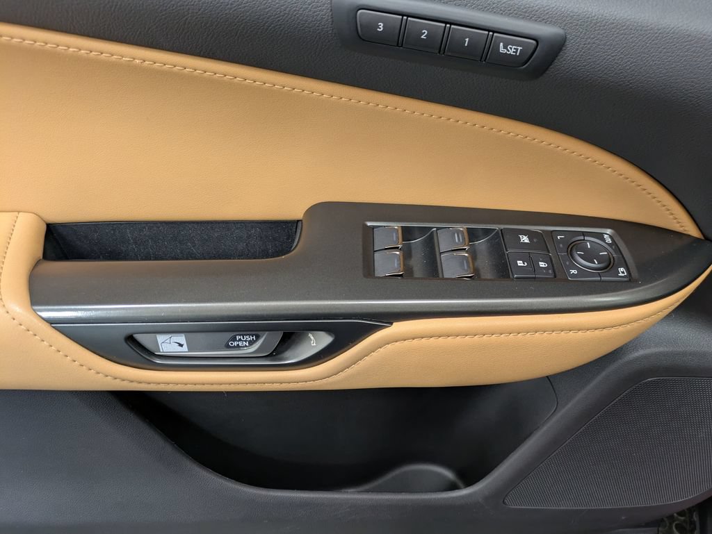 Used 2024 Lexus NX 350 AWD image 10