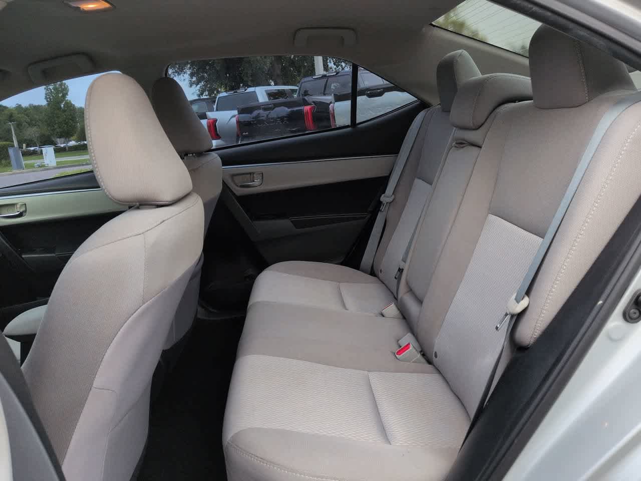 Used 2015 Toyota Corolla LE FWD image 13