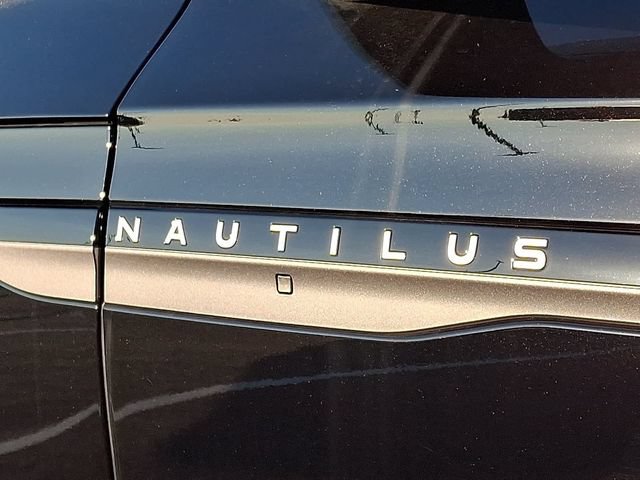 New 2026 Lincoln Nautilus Reserve w/ Jet Appearance Package AWD/4WD image 21