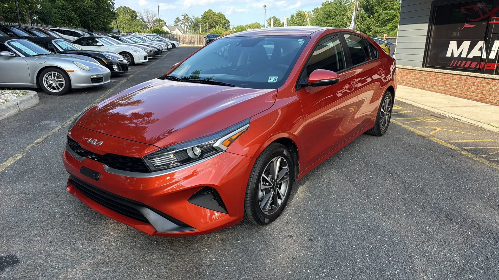 Used 2023 Kia Forte LXS w/ LXS Technology Package FWD image 1