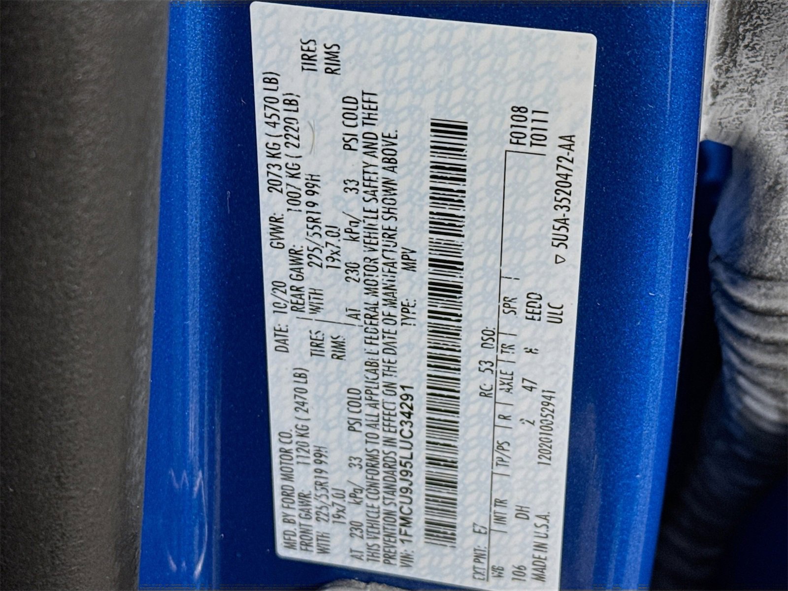 Used 2020 Ford Escape Titanium image 25