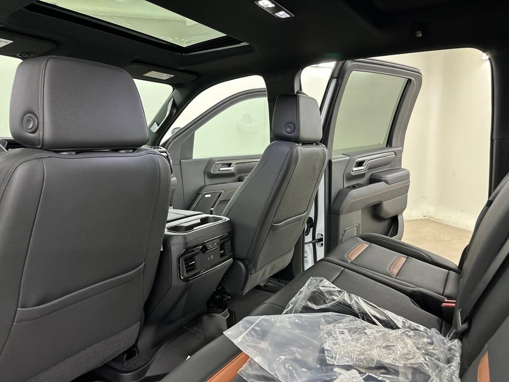 New 2026 GMC Sierra 2500 AT4 w/ AT4 Premium Plus Package AWD/4WD image 33