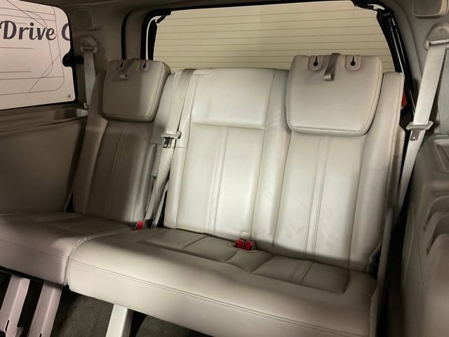 Used 2015 Lincoln Navigator 2WD image 17