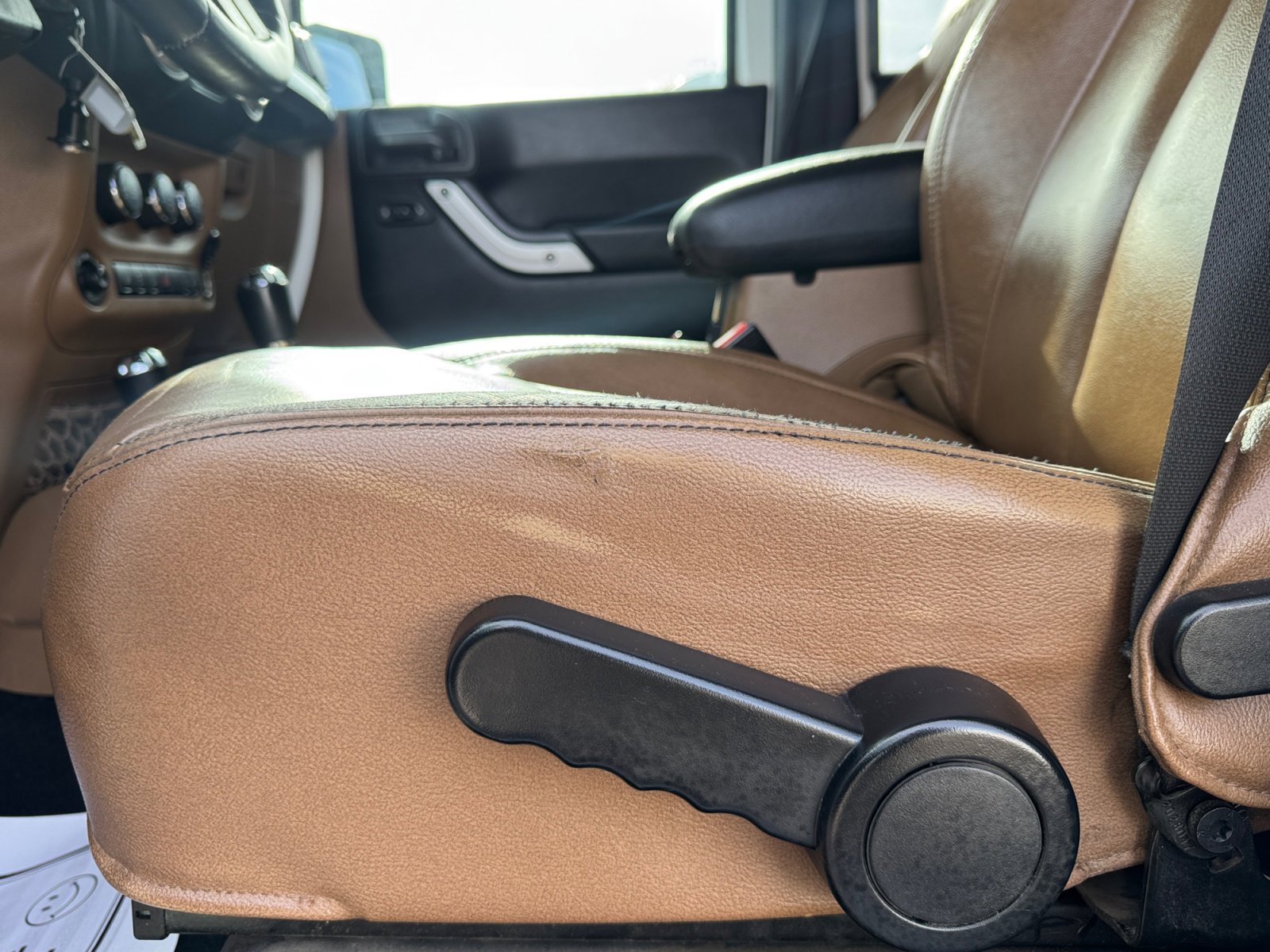 Used 2015 Jeep Wrangler Unlimited Sahara w/ Max Tow Package image 14