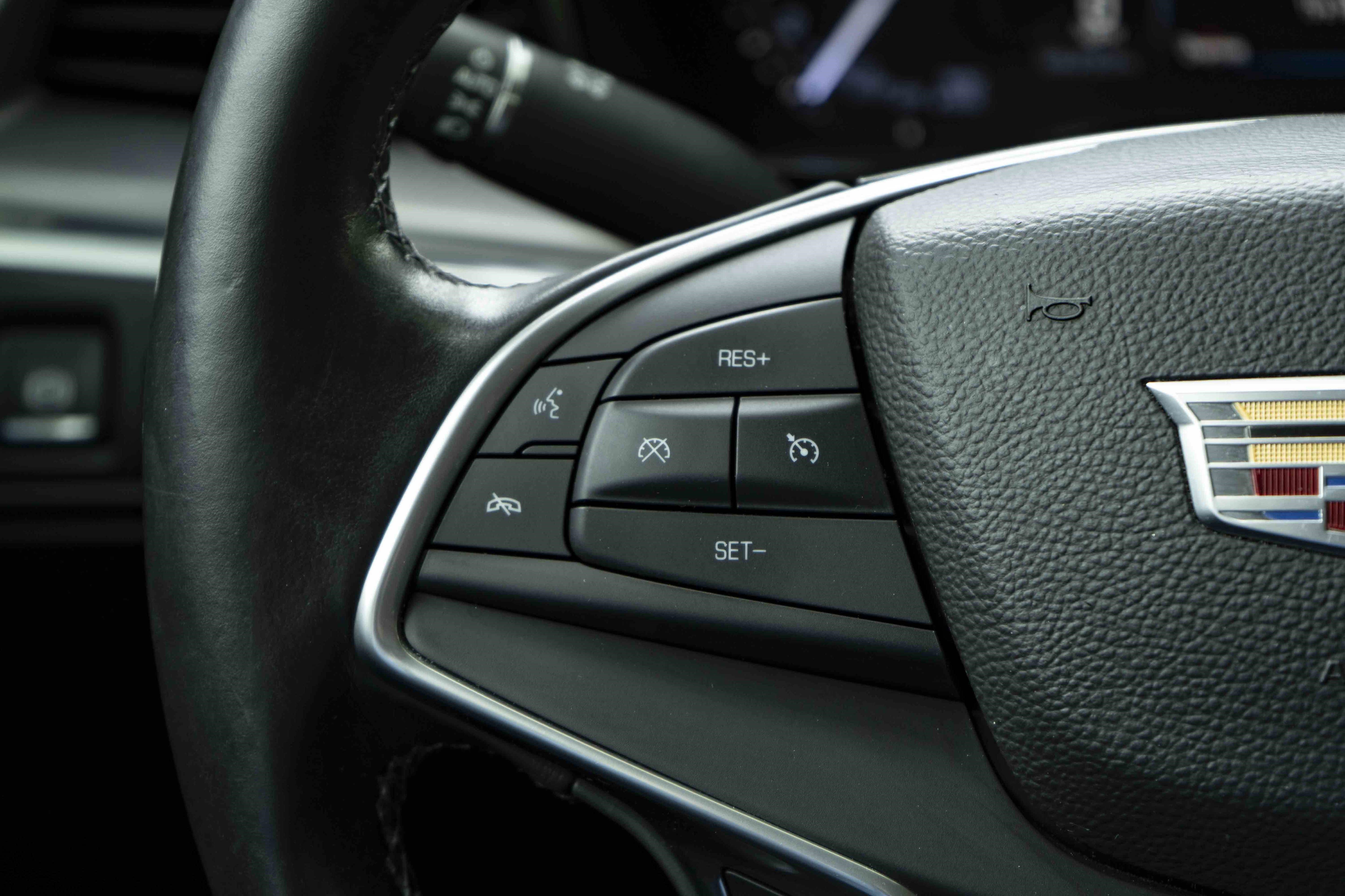 Used 2017 Cadillac XT5 Luxury image 20