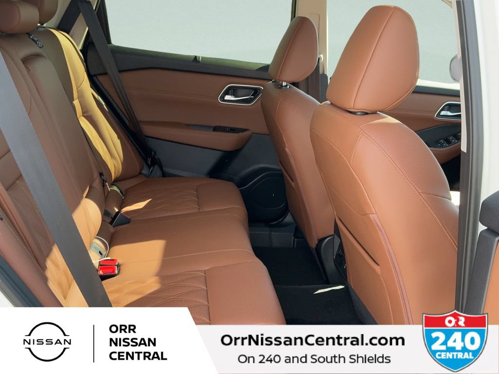 New 2026 Nissan Rogue Platinum w/ Tech Package AWD/4WD image 12