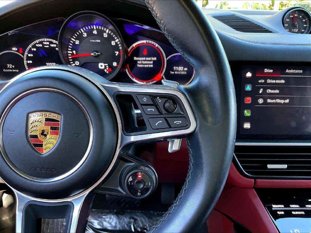 Used 2022 Porsche Cayenne Coupe w/ Premium Package AWD/4WD image 11
