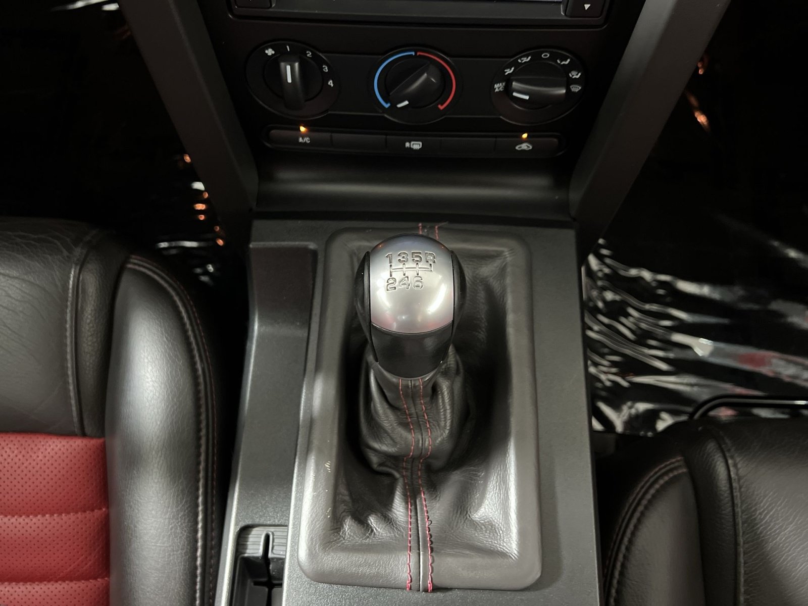 Used 2008 Ford Mustang Shelby GT500 RWD image 20