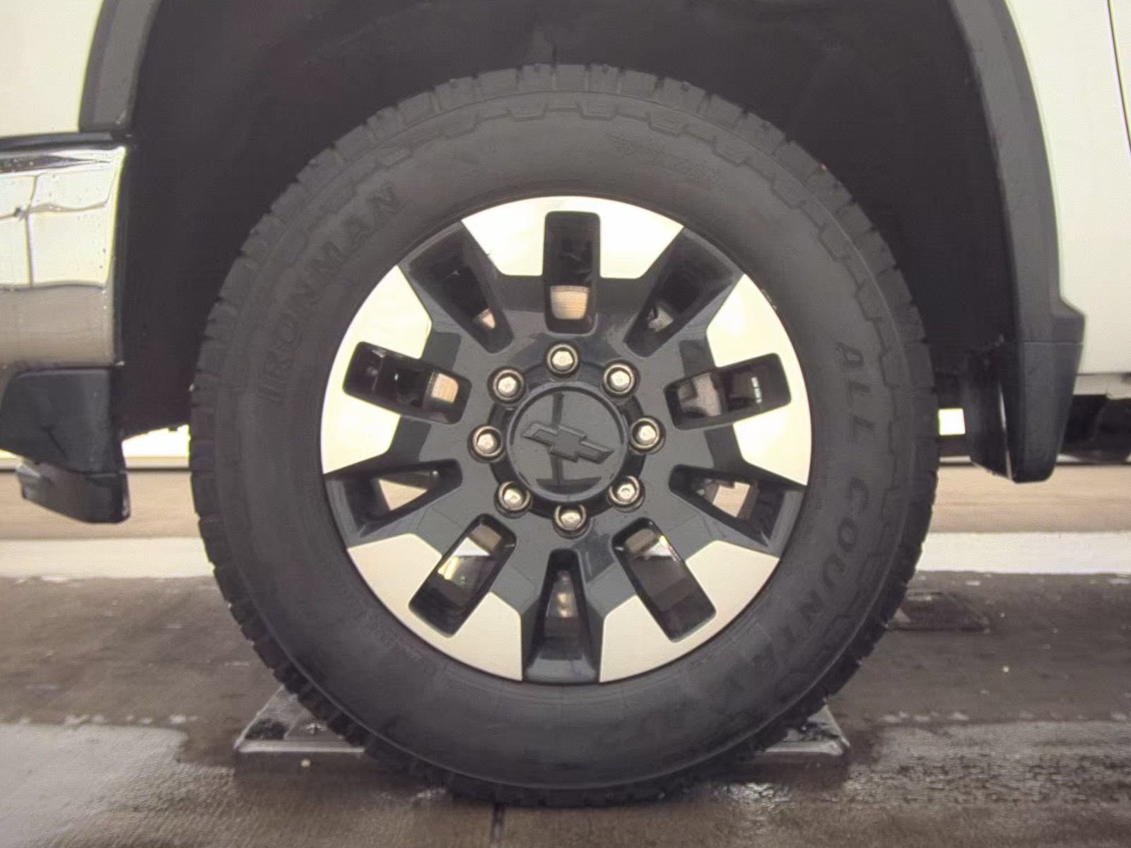 Used 2020 Chevrolet Silverado 2500 LT w/ Convenience Package RWD image 19