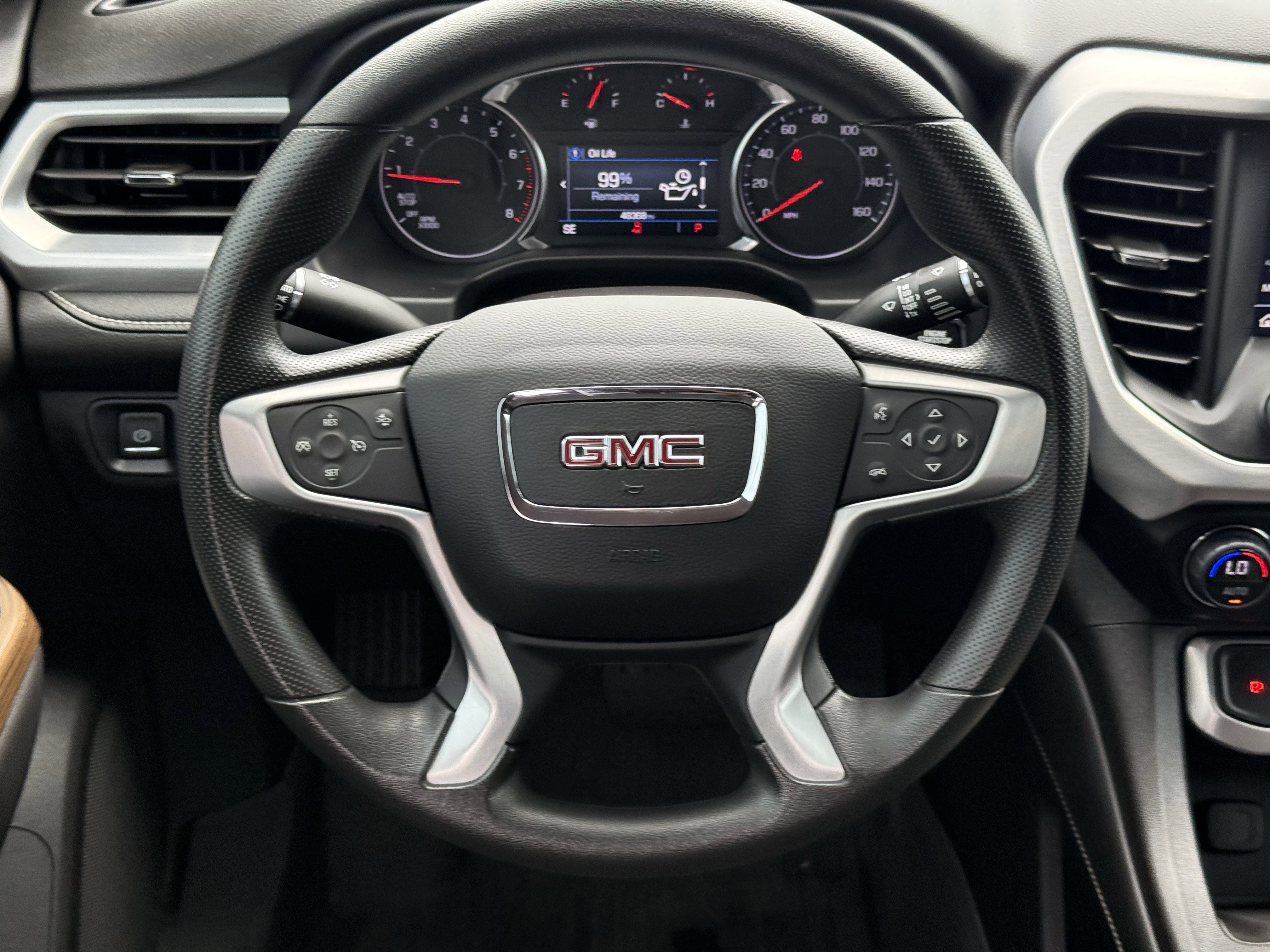 Used 2023 GMC Acadia SLE w/ Elevation Edition FWD image 15