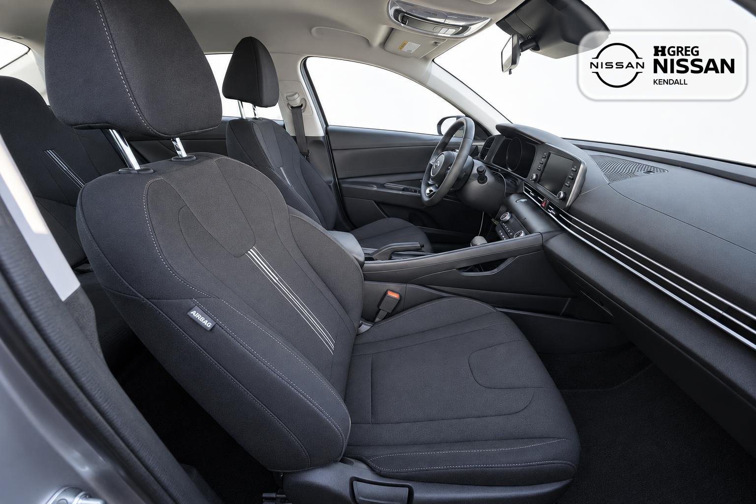 Used 2023 Hyundai Elantra SEL w/ Preferred Accessory Package FWD image 8