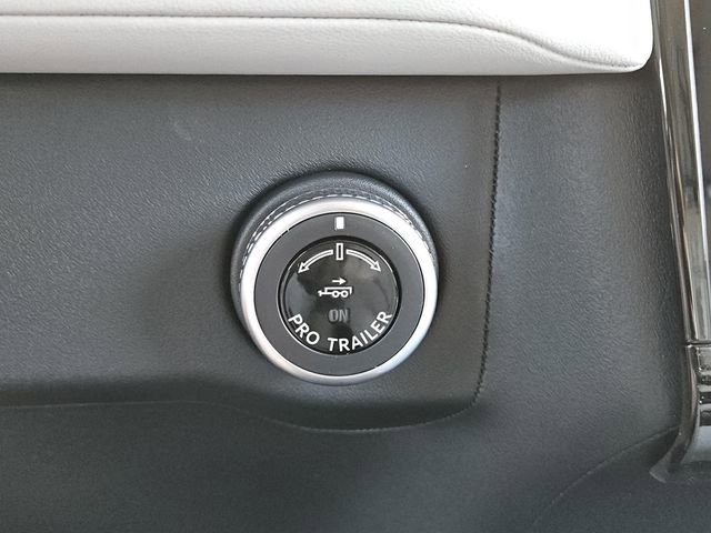 New 2026 Lincoln Navigator Reserve image 14