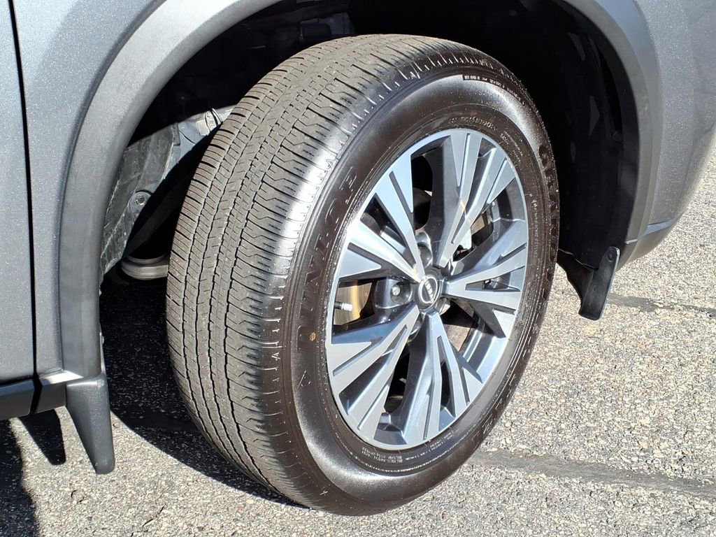 Certified 2023 Nissan Rogue SV w/ SV Premium B Package image 4