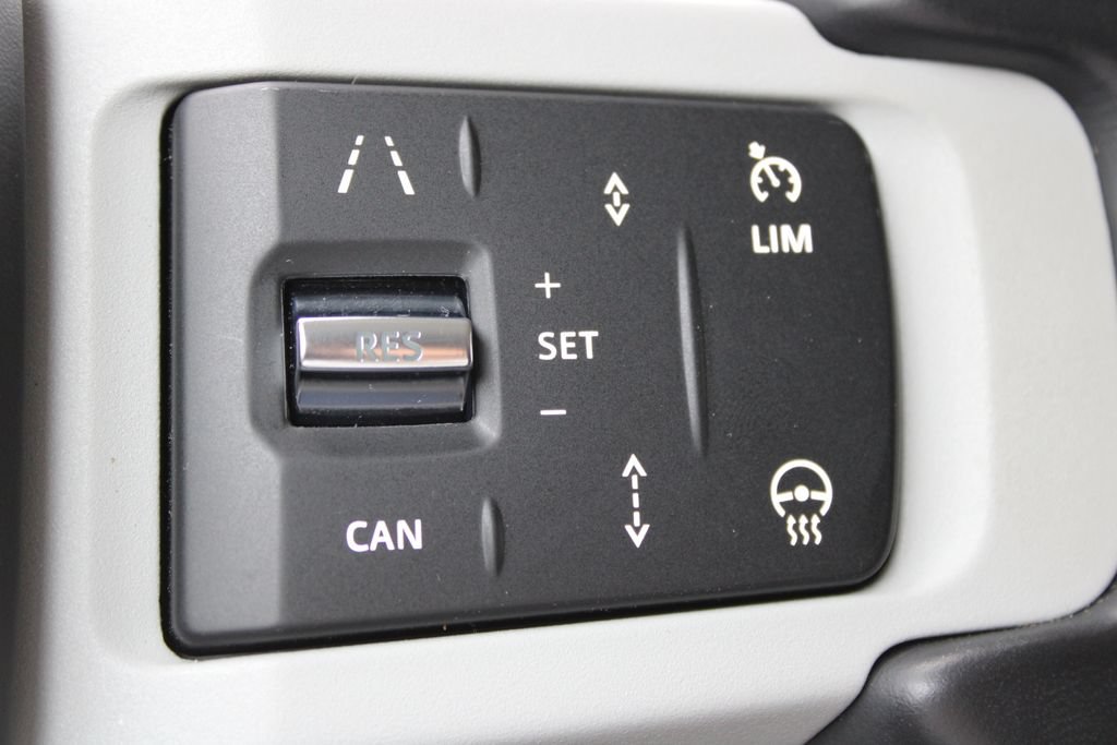 Used 2023 Land Rover Defender 130 First Edition AWD/4WD image 13