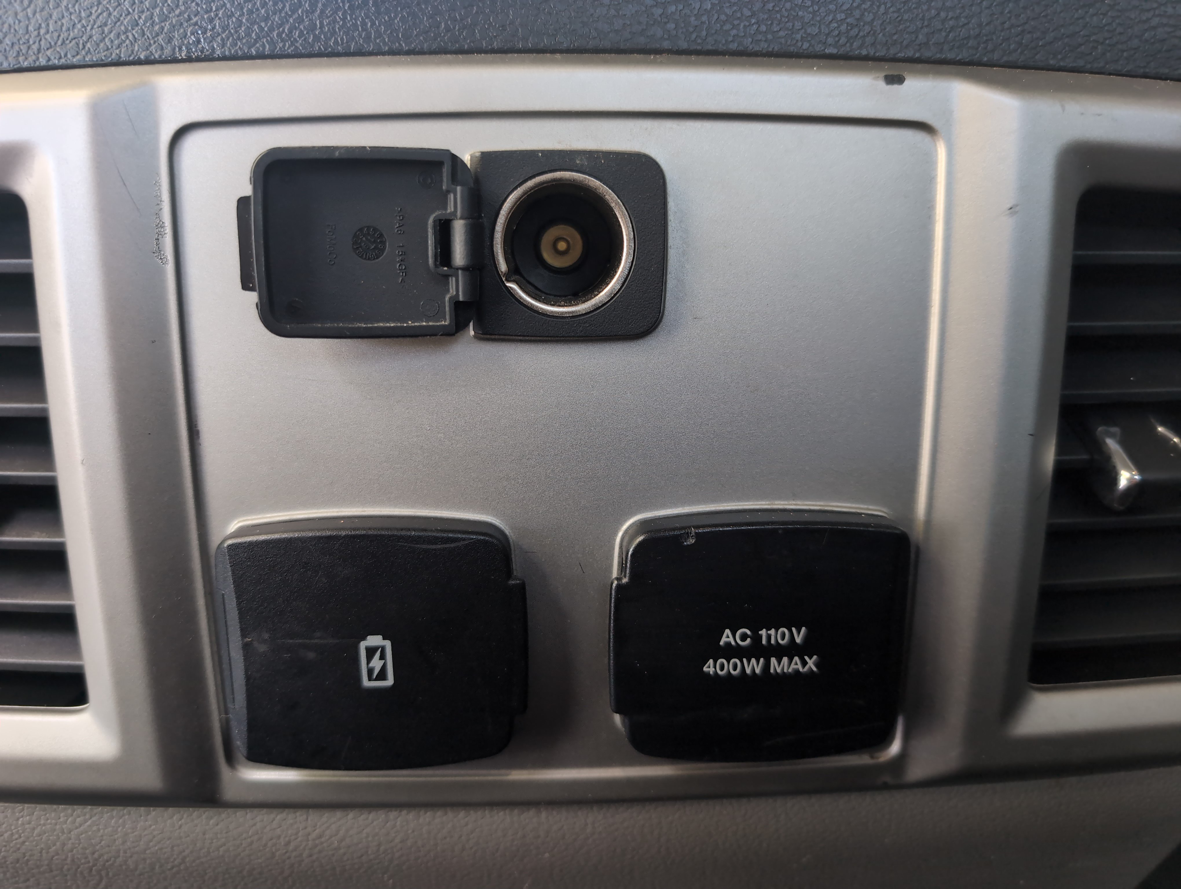 Used 2020 Ford F150 Lariat RWD image 35