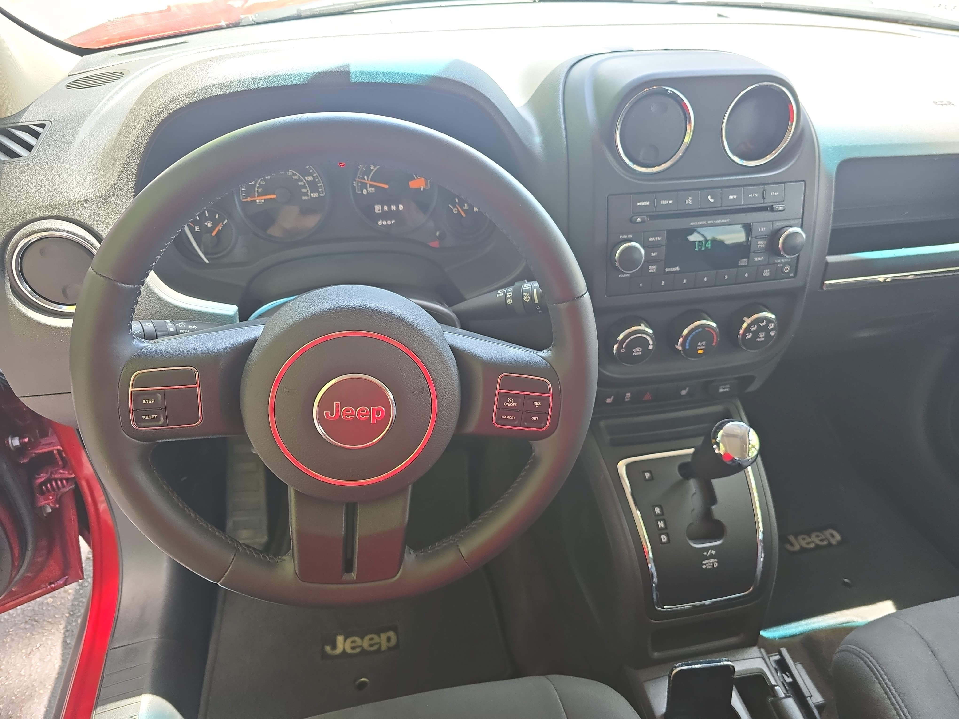 Used 2015 Jeep Patriot Latitude FWD image 18