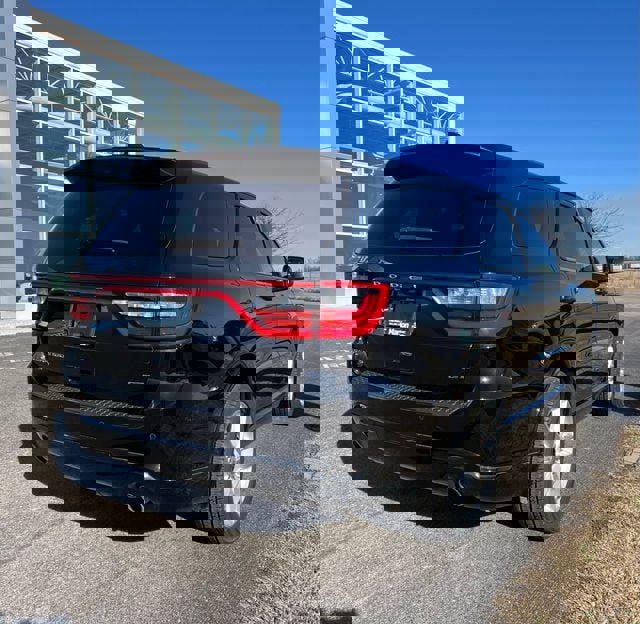 Used 2023 Dodge Durango GT image 5