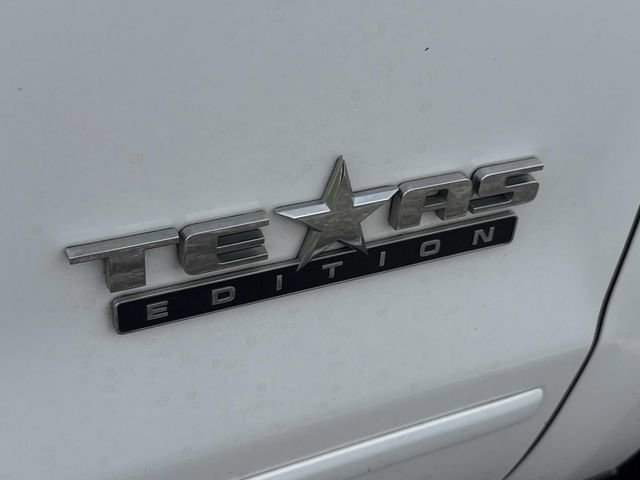 Used 2018 Chevrolet Silverado 1500 LT w/ Texas Edition image 11