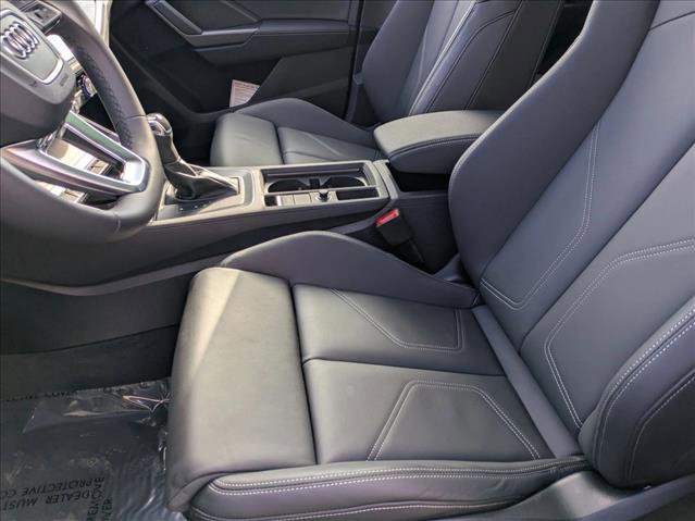 New 2025 Audi Q3 2.0T Premium image 15
