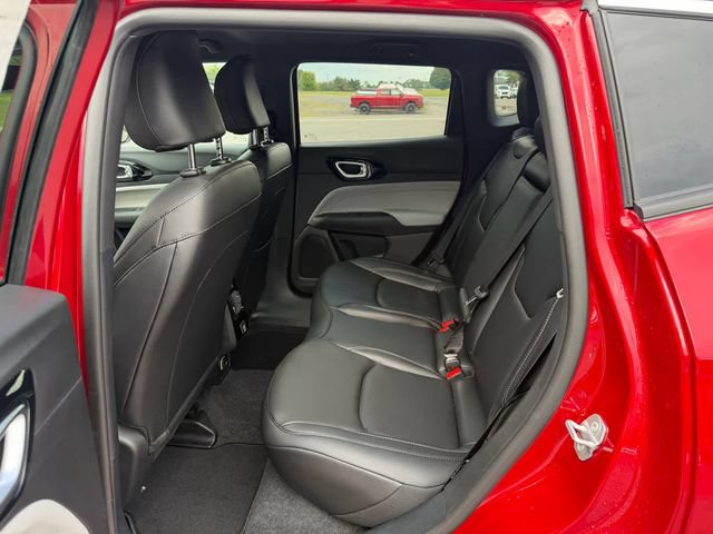 New 2026 Jeep Compass Limited AWD/4WD image 10
