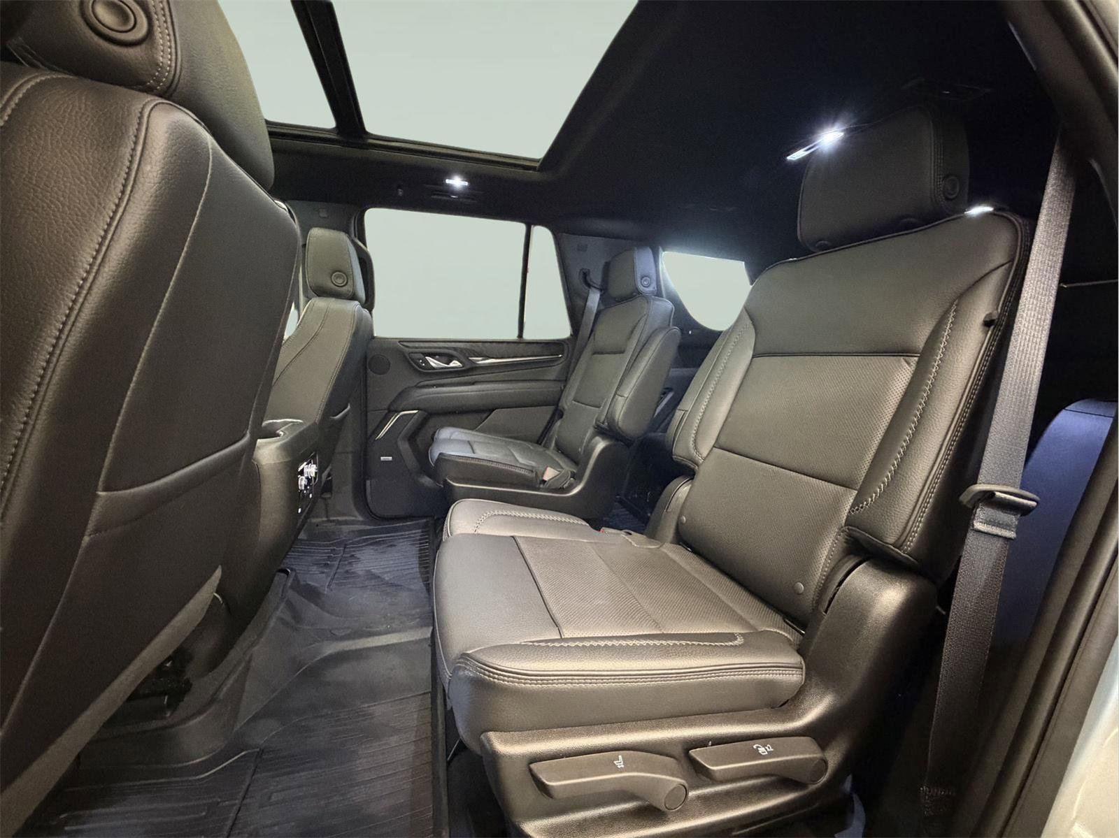 Certified 2023 GMC Yukon Denali AWD/4WD image 30