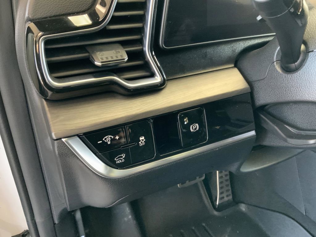 Used 2023 Kia Sportage X-Pro Prestige AWD/4WD image 16