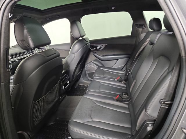 Used 2018 Audi Q7 3.0T Prestige w/ Prestige Package image 16