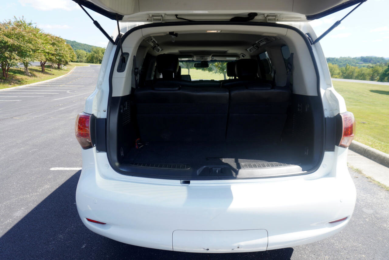 Used 2011 INFINITI QX56 4WD w/ Deluxe Touring Pkg image 35