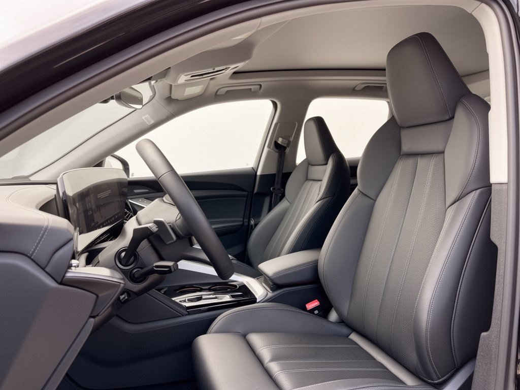 Certified 2025 Audi Q5 Premium w/ Premium Plus AWD/4WD image 5